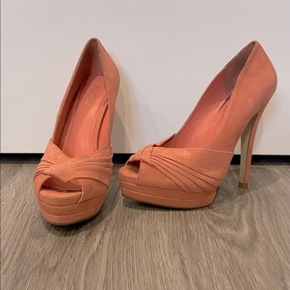 Aldo Coral Pink Peep-Toe Heel - Picture 2 of 2